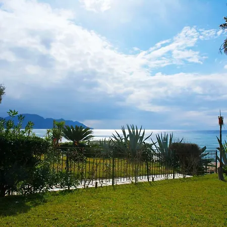 Karni Glyfada Kerkyra Appartement Pelekas Buitenkant foto